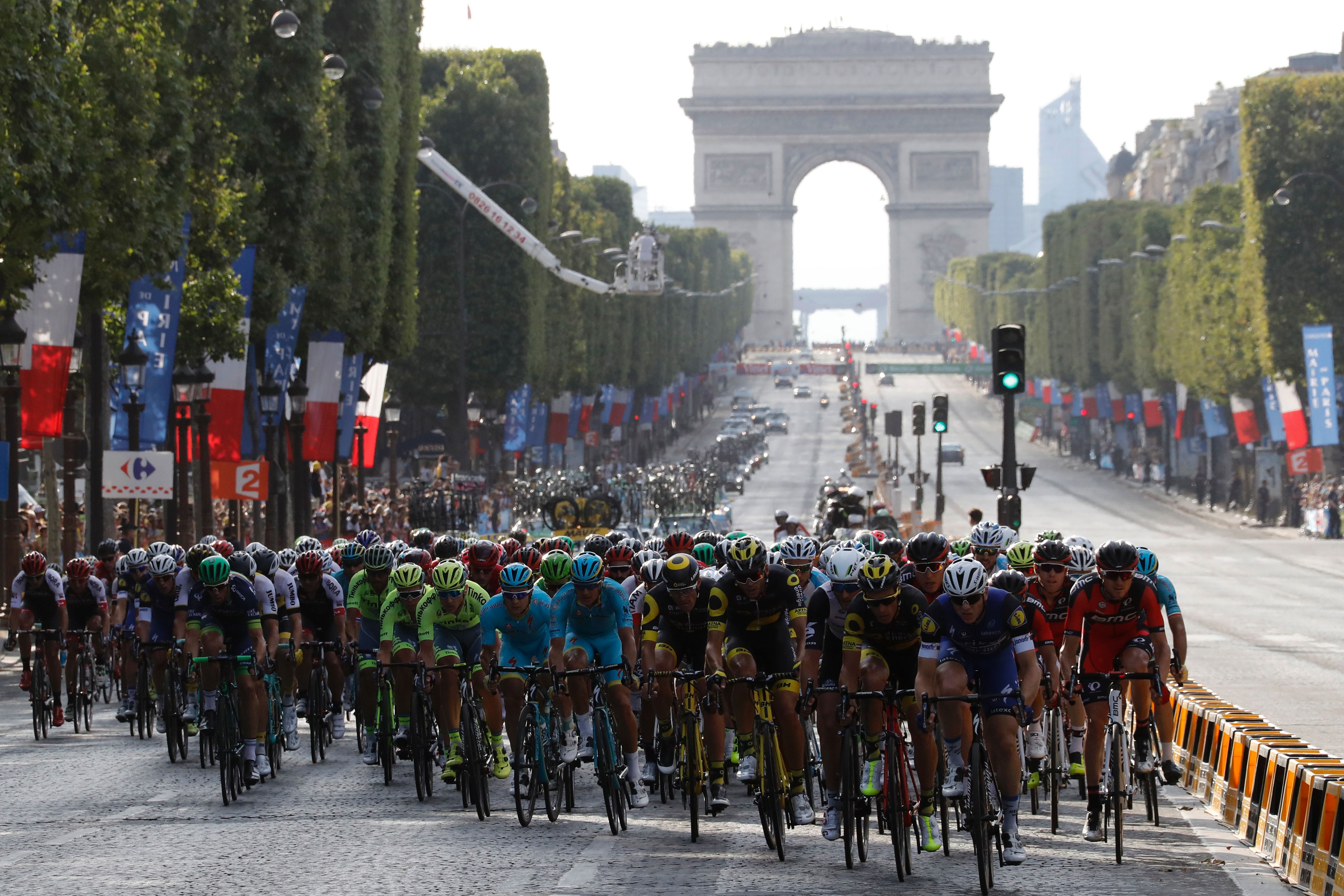 Eurosport se vuelca con la retransmisión del Tour de Francia Cine y Tele