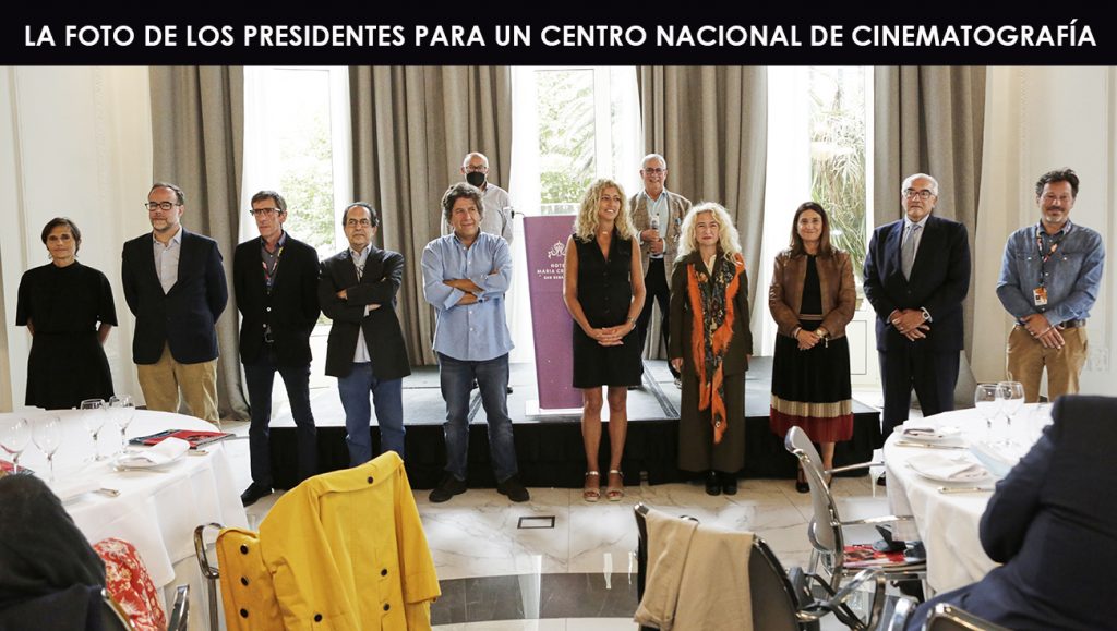 Esta es la gran foto de familia de la industria audiovisual española. Desde hace más de 20 años, CINEINFORME aboga por crear un ente como el CNC francés sobre la base de estos presidentes, que representan el 80% de la fuerza del mercado en España (© Festival de San Sebastián / Montse Castillo).